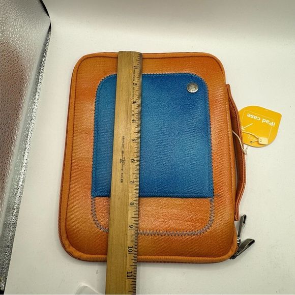 Ranipak NEW waterproof padded iPad case 10”x8” with handle - Picture 5 of 8